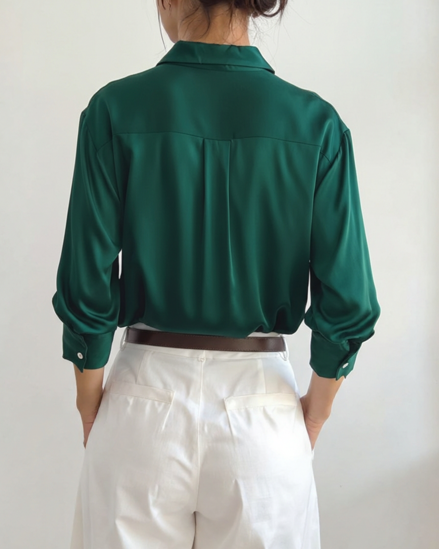 Women's Classic Shirt – Relaxed Chic Button-Up